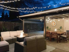 Cozy Home w/Tesla Charger & Near National Parks